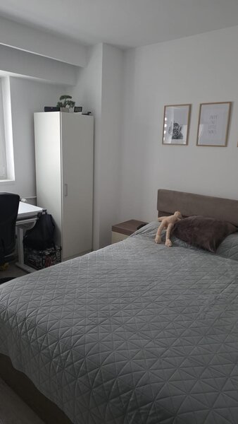 Parc Sebastian, apartament decomandat, 3 camere, 2 gr. sanitare, anul 2001.